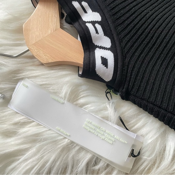 OFF-White FW21 Sweater Dress - Picture 3 of 13